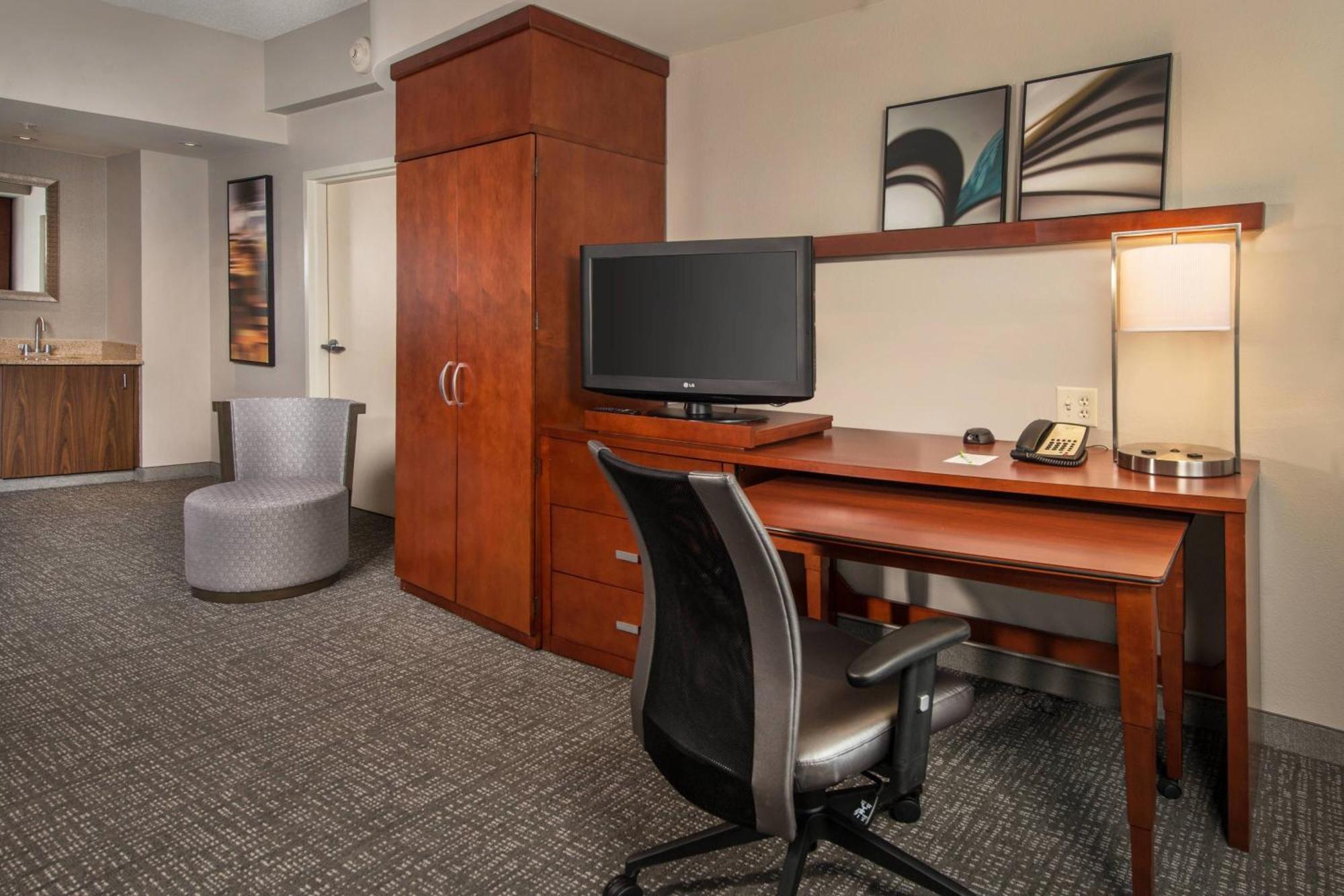 Courtyard By Marriott Hagerstown Hotel Exterior photo