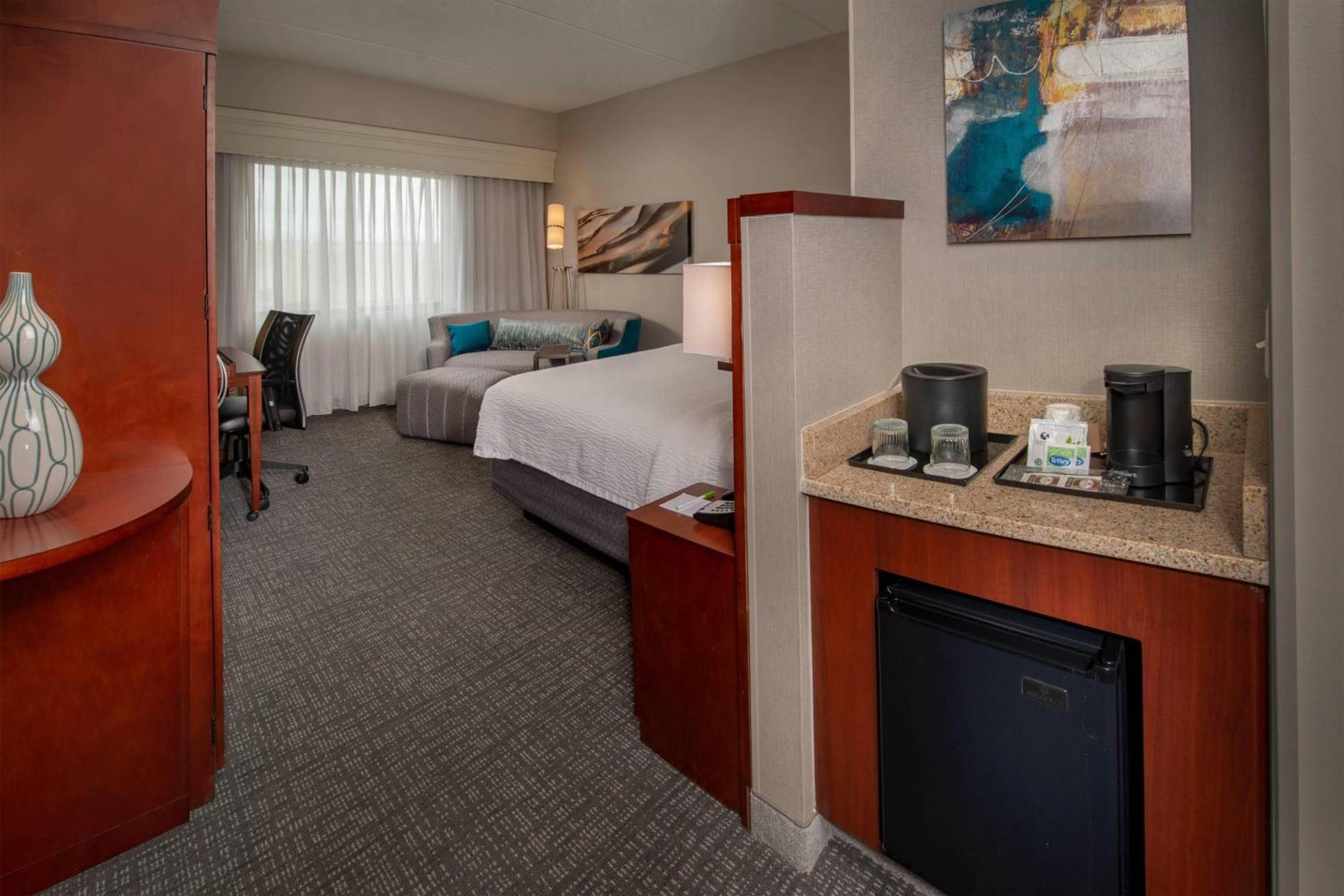 Courtyard By Marriott Hagerstown Hotel Exterior photo