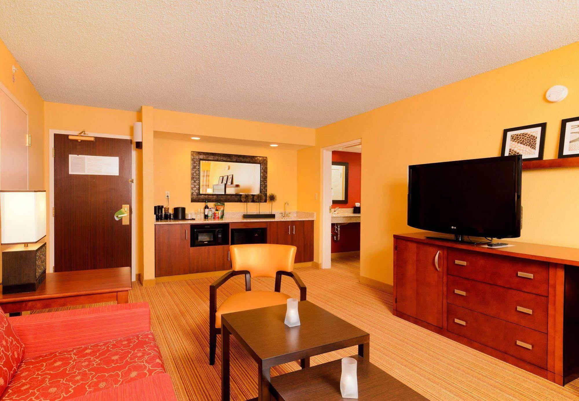 Courtyard By Marriott Hagerstown Hotel Exterior photo